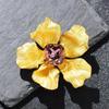 Personalized Flower Brooch, High-End Femininity Crystal Brooch, Exquisite Niche Design, Pin, Suit Accessories