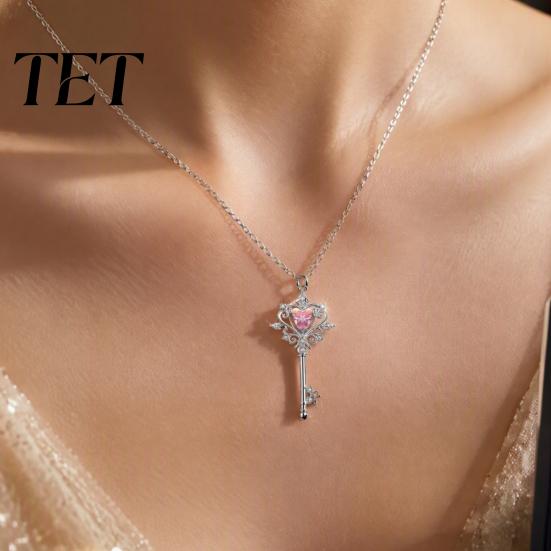 Shining Statement Jewelry for Women Magic Key Pendant Necklace, Pink Cubic Zirconia Heart Versatile Alloy Chain Rhinestone Sweet Fairy Girls Necklace