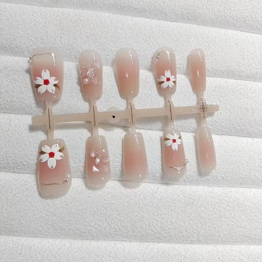 10-Piece Magnolia Blossom Blush False Nails Set