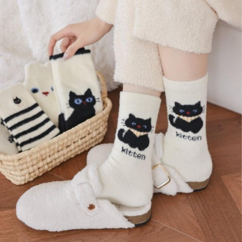 Thick and Fleece Embroidered Cat Long Socks for Autumn and Winter, Cute Fleece Thick and Warm Women's Socks, Australian Fleece Sleep Socks