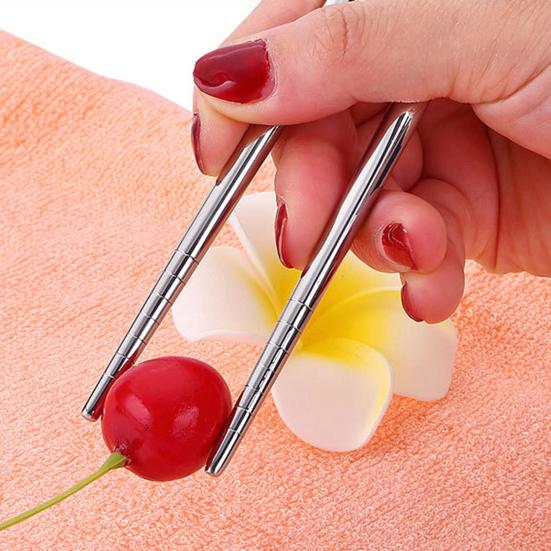 Обучающие палочки для еды с мультяшным узором для лапши, силиконовое силиконовое кольцо, противоскользящие палочки для еды, практичный безопасный корректирующий инструмент