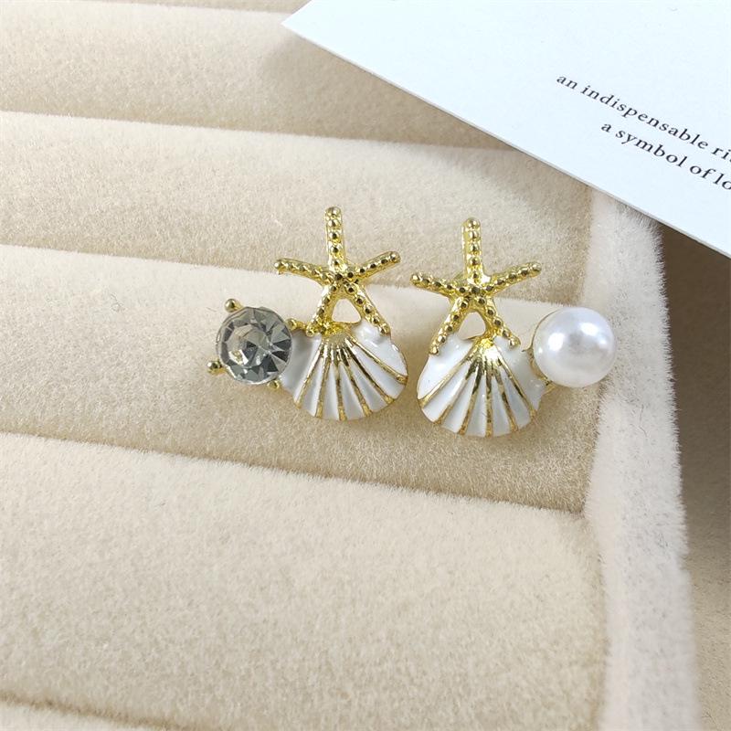 Корейские серьги-пусеты с жемчугом в виде ракушки морской звезды - Универсальные женские украшения для морского отдыха 2023