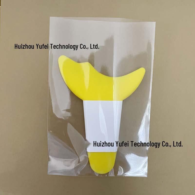 Silicone Eyeshadow Applicator & Shield: Multi-Functional Eyeliner Tool