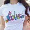 Свободный топ с короткими рукавами и принтом «Любовь»