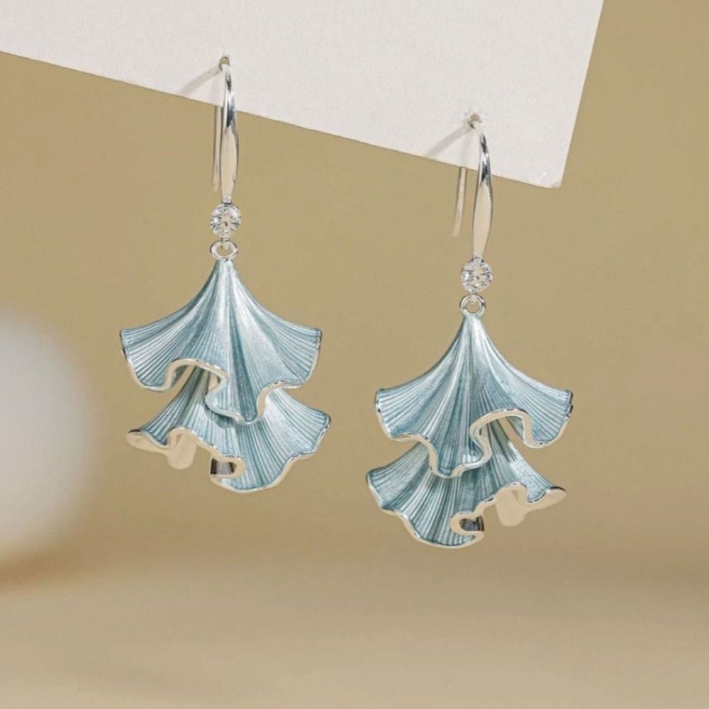 Retro Ginkgo Ear Pendant Synthetic Rhinestone Sweet Earrings Jewelry Elegant Ginkgo Earrings Gift