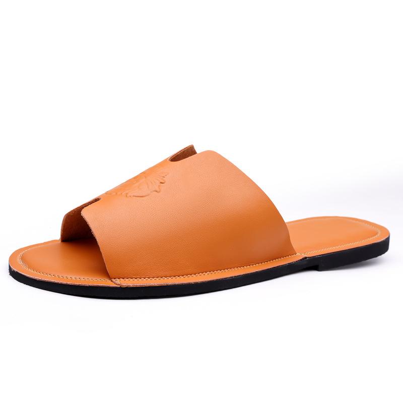 Летние новые уличные тапочки Корейская версия модных мужских сандалий Нескользящие шлепанцы на одно слово Мужская пляжная обувь большого размера