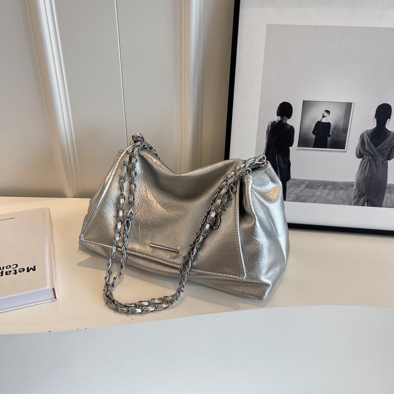 Summer Leisure Flip Cover Single Shoulder Popular Soft Bread Bag Women All Match Diamond Chain Bag