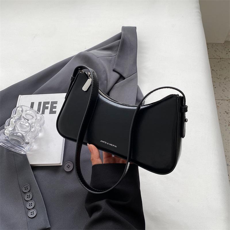 Французская красная сумка подмышкой для женщин, новые популярные универсальные сумки на одно плечо, роскошные дизайнерские простые сумки, тренд