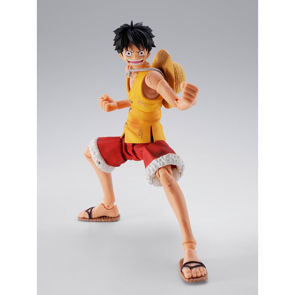 TAMASHII NATIONS SHFiguarts ONE PIECE Обезьяна D. Луффи - Битва на Саммите в Маринфорде - Приблизительно 145 мм, подвижная фигурка из ПВХ и АБС, окрашенная