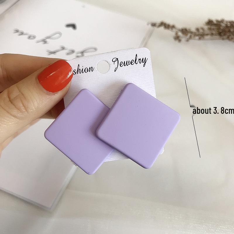 Самые продаваемые геометрические акриловые серьги-пусеты: Матовая аэрозольная краска, Преувеличенные конфетные цвета, Корейский стиль