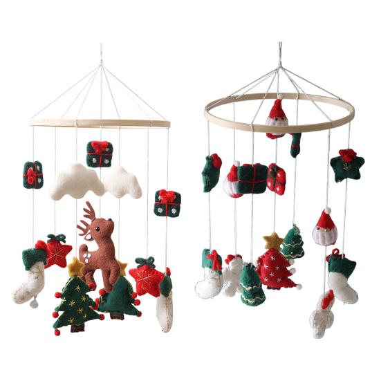 Рождественский мобиль-вертеп ручной работы из фетра, колокольчик для детской кроватки с оленями, елкой и звездами, декор для детской комнаты для младенцев, безопасные праздничные подарки