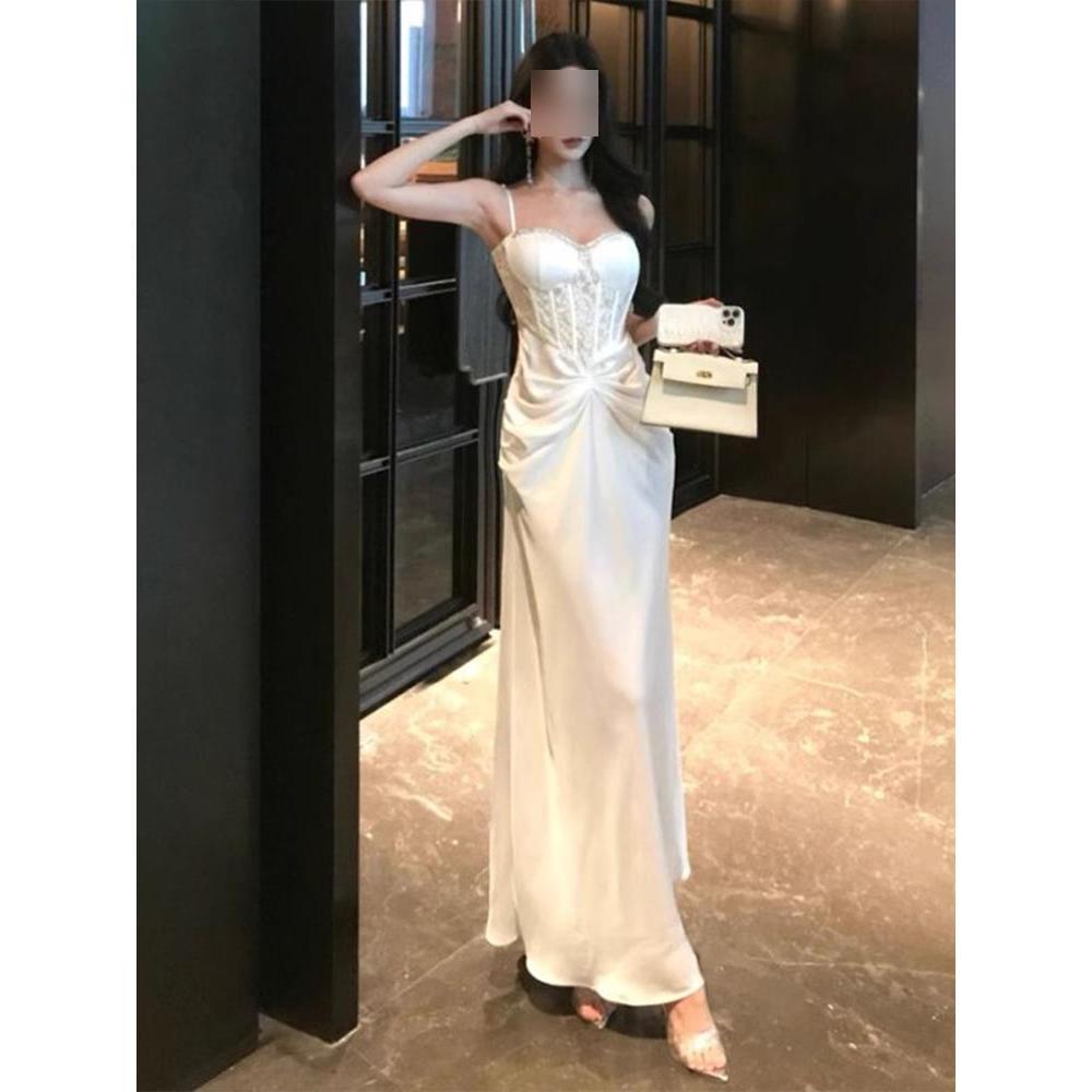 Французский темперамент белое кружевное платье на подтяжках женское летнее с высоким чувством талии и облегающее бедра банкетное платье платье платье