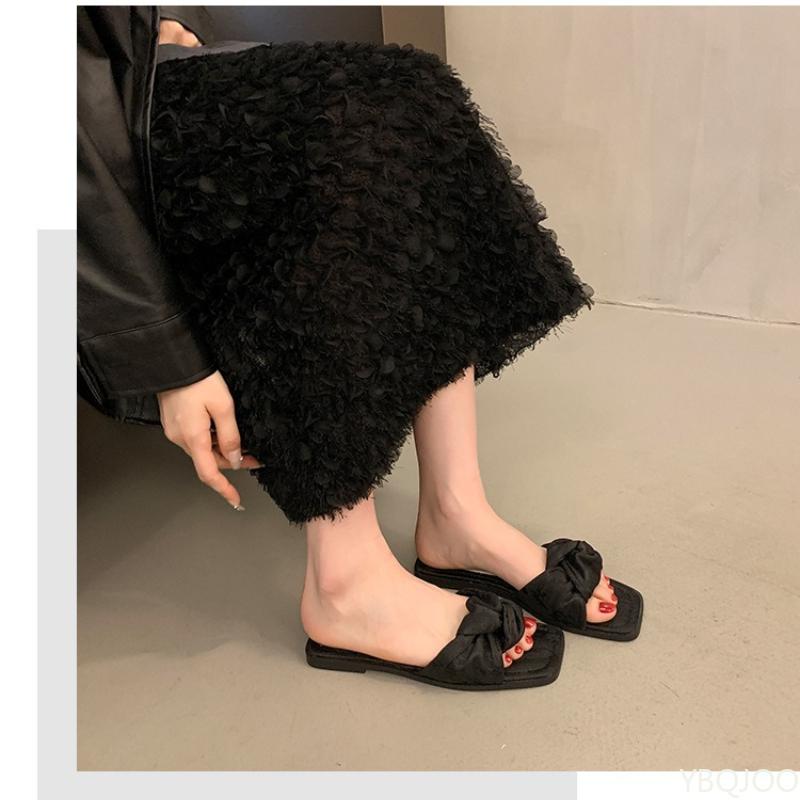 Fashion 2025 New Temperament Open Toe Flat Shoes for Casual Beach Vacation Women's Shoes Ladies Wear One Word Slippers Outside In Summer