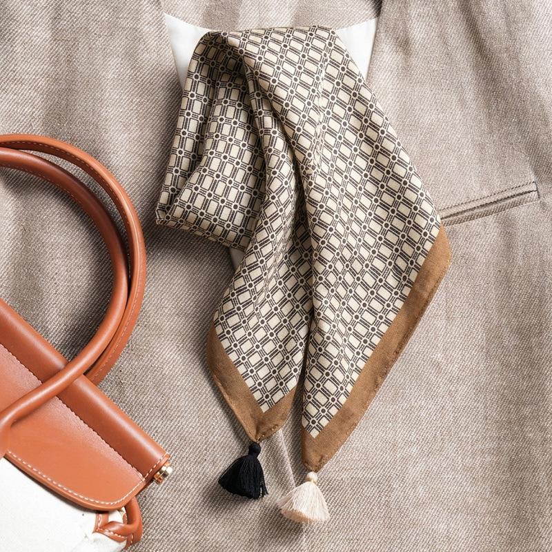Silk Wool Double-Sided Heterochrome Ethnic Style Retro 70 Velvet Small Square Scarf Silk Scarf Women'S Warm Shawl Light Luxury Scarf Scarf