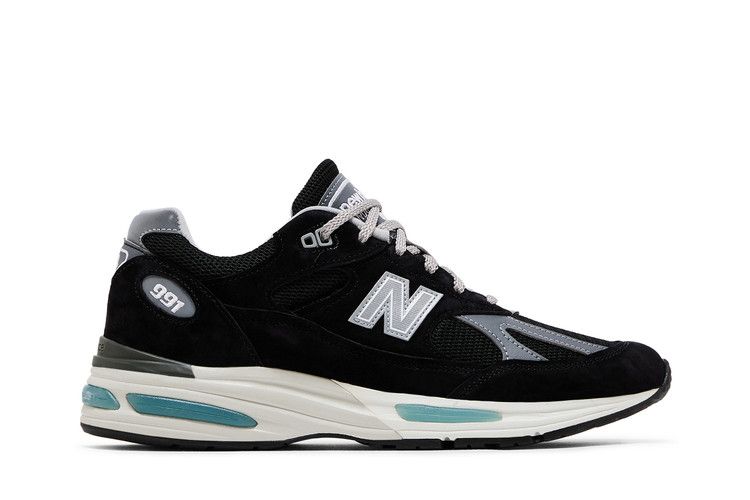 New Balance 991v2 MiUK Black Grey