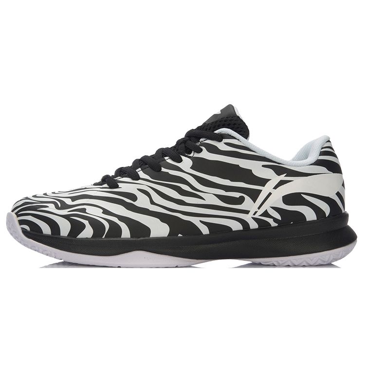 Li Ning Tiger Claw 2 Outdoor Low Top Basketball Shoes Unisex Sneakers White Black ABPL037-2