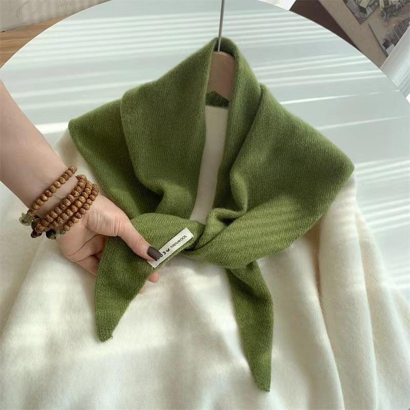 British Korean Triangle Scarf Niche Wool Triangular Scarf Women Headscarf Knitted Scarf Multi-functional Warm Knitted Scarf