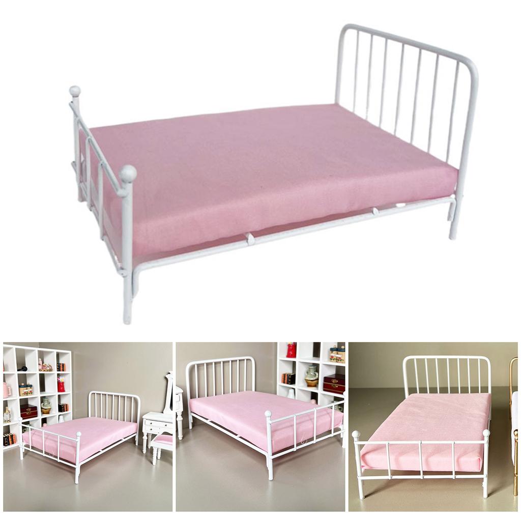 European Styles 1 12 Scale Dollhouses Bed Includes Mattress and Pillow Miniature Furniture for Dollhouses Decoration