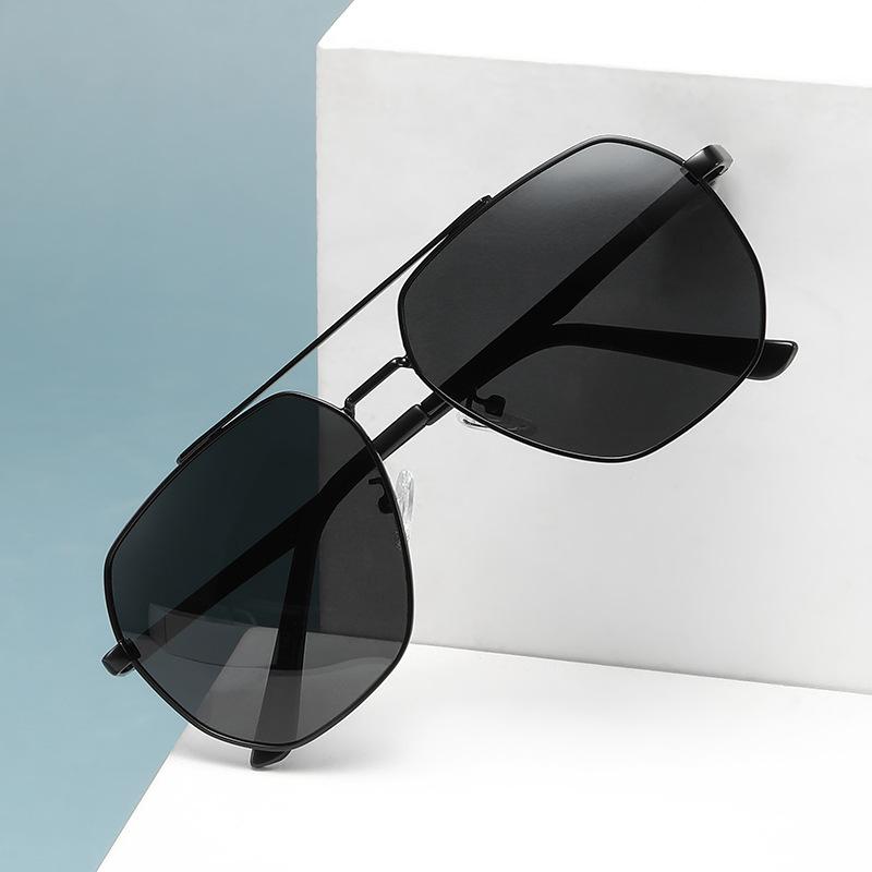 Солнцезащитные очки Мужские поляризационные солнцезащитные очки Tide Eyes Анти-ультрафиолет Сильный свет Вождение Специальные очки Рыбалка