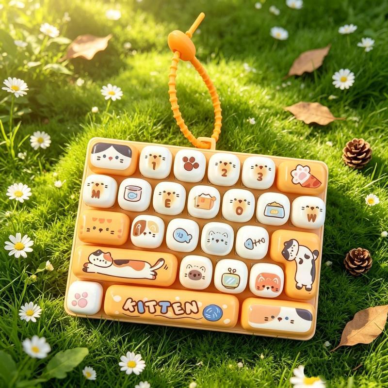 Брелок-клавиатура для снятия стресса, 26 клавиш, мини-игрушка, портативный подвес для сумки для офисных работников, расслабляющий подарок