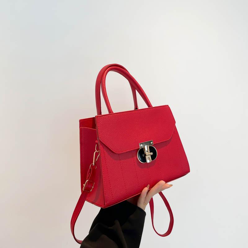 Women's Bag 2025 New Foreign Style Portable Small Square Bag Casual European and American Niche Design Large Capacity Shoulder Messenger Bag