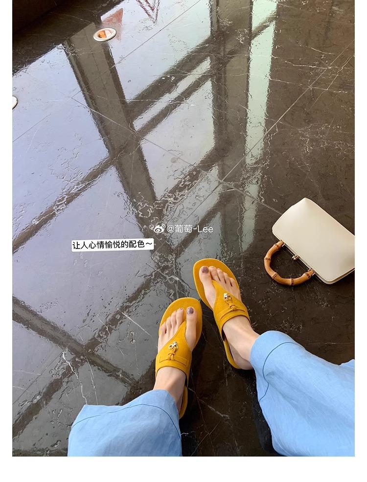 Виноградная мать тот же французский темперамент шлепанцы с перемычкой между пальцами сандалии на низком каблуке женские с круглым носком бахрома повседневные универсальные на плоской подошве шлепанцы