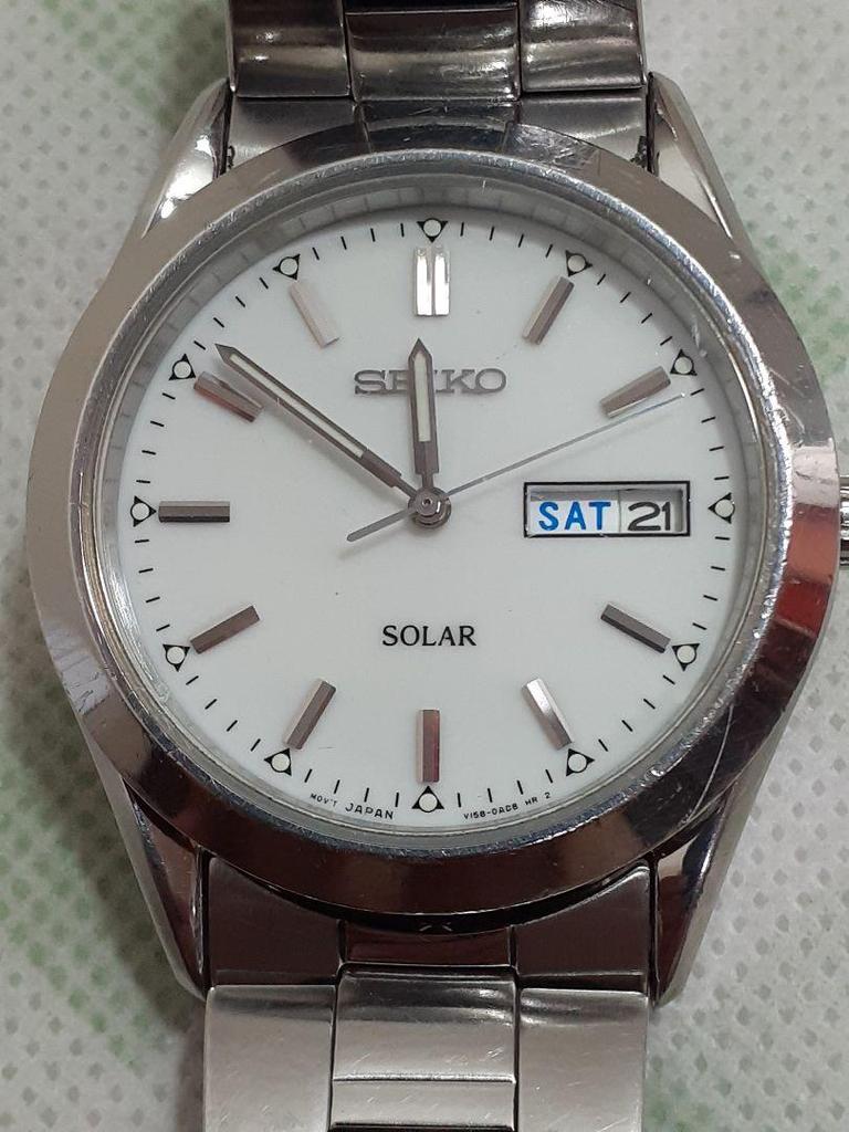 [USED] SEIKO SOLAR Wristwatch with Date Display