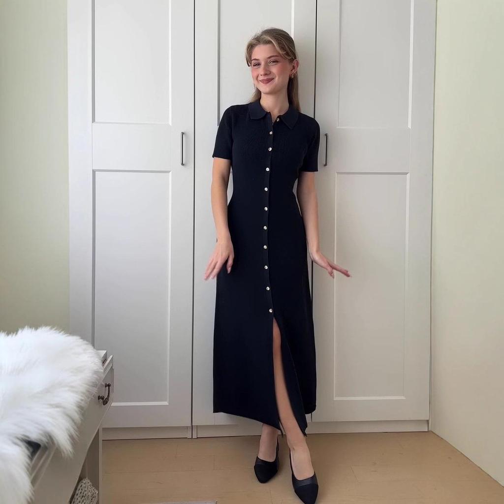 Летнее трикотажное платье с коротким рукавом и отложным воротником, приталенного силуэта, для европейских и американских женщин, 2025