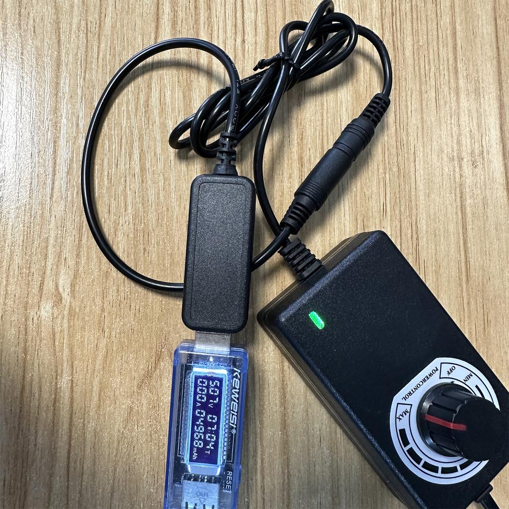 1 шт. 5,5x2,1 мм к USB-разъему типа A, адаптер питания 5 В, кабель питания