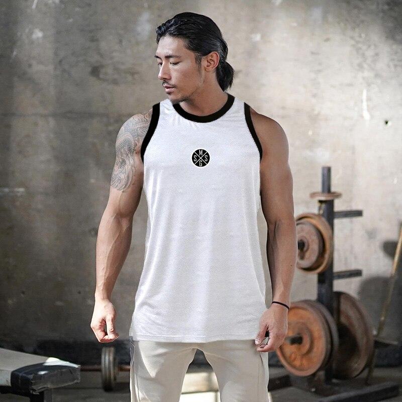 Muscleguys Новые поступления, летние молодежные повседневные топы, мужские дышащие топы для фитнеса и мышц, баскетбольная тренировочная футболка без рукавов для спортзала