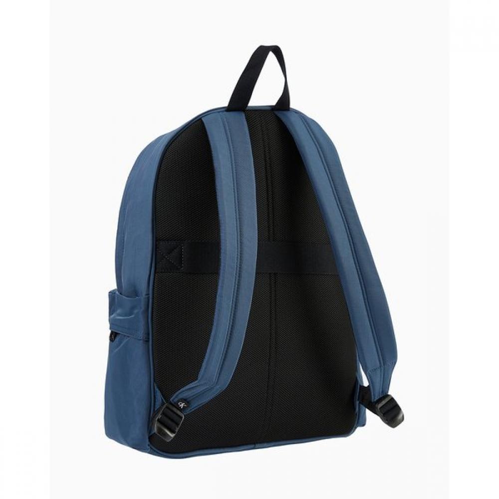 Calvin Klein Jeans Unisex Bold Logo Nylon Campus Round Backpack 4d3114g D1m 