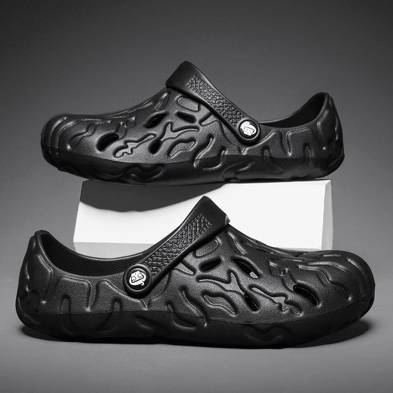 Non-slip Men's Hole Shoes Outdoor Couple Large Size Beach Sandals Outdoor Thick-soled Summer Stepping On Shit Breathable Cool Slippers