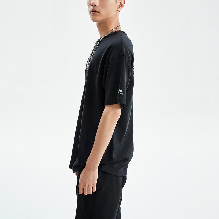 Li-Ning Совместная спортивная модная футболка X Disney с тематическим принтом, свободная футболка с круглым вырезом, мужские топы, черные AHSR205-1