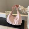 Elegant Large-Capacity Canvas Cloud Bag for Women - Versatile and Fashionable Messenger Style
