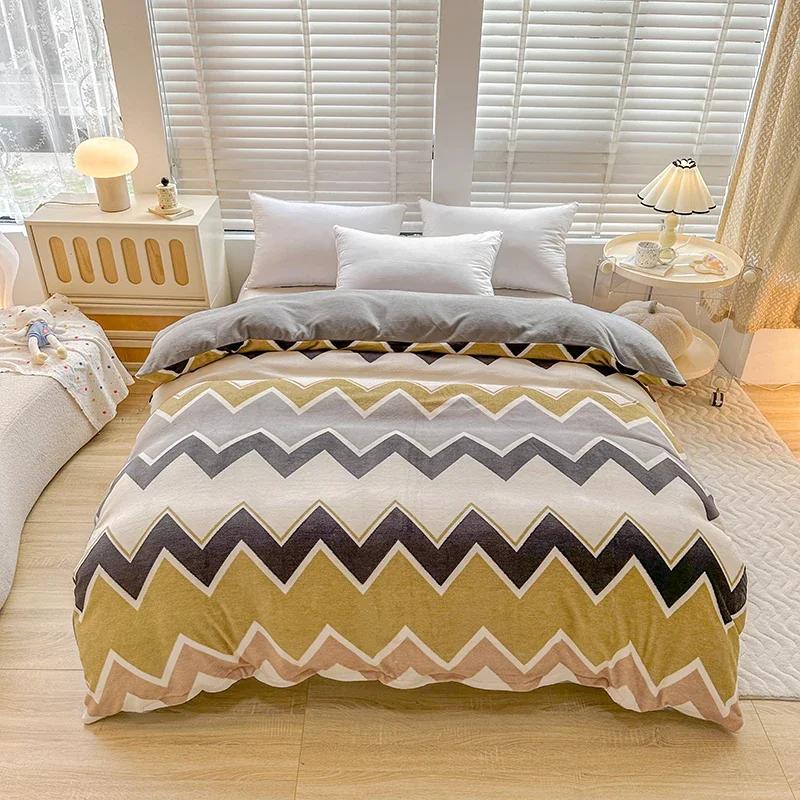 Milk Velvet Floral Duvet Cover, Ultra-Soft Cozy Warm Winter Reversible Plush Comforter Cover, 1 PC Botanical Flower Quilt Cover