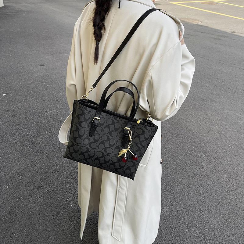 2025 Women's Retro Print High-End Crossbody Tote and Shoulder Bucket Bag