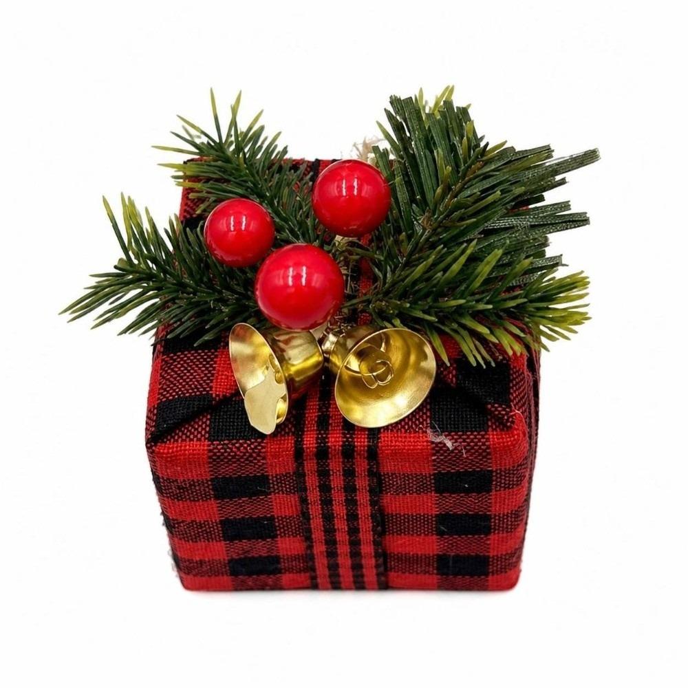 Mini Christmas Gift Box Ornament Artificial Plaid Xmas Tree Ornament Jingle Bell Christmas Decoration Hanging Gift Pendant