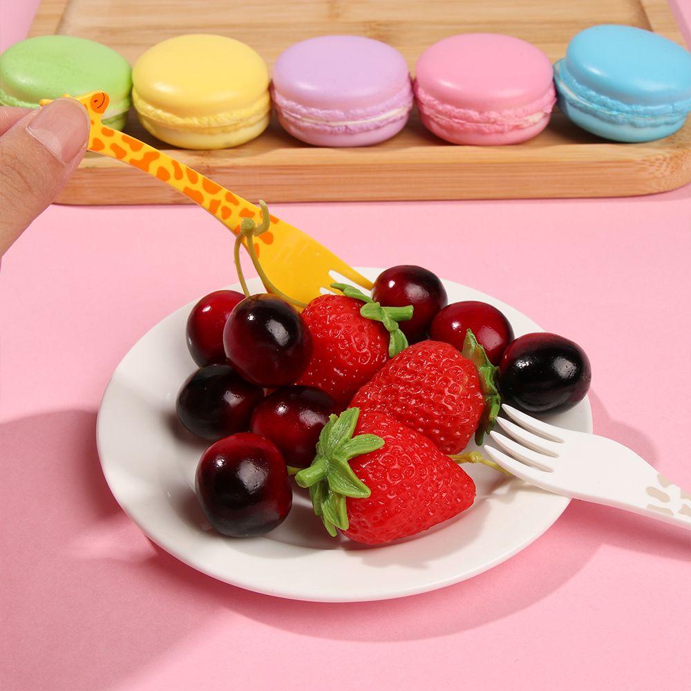 Salad Snack Cake Dessert Pick Toothpick Fruit Tableware 12 Pcs/Set Giraffe Cartoon