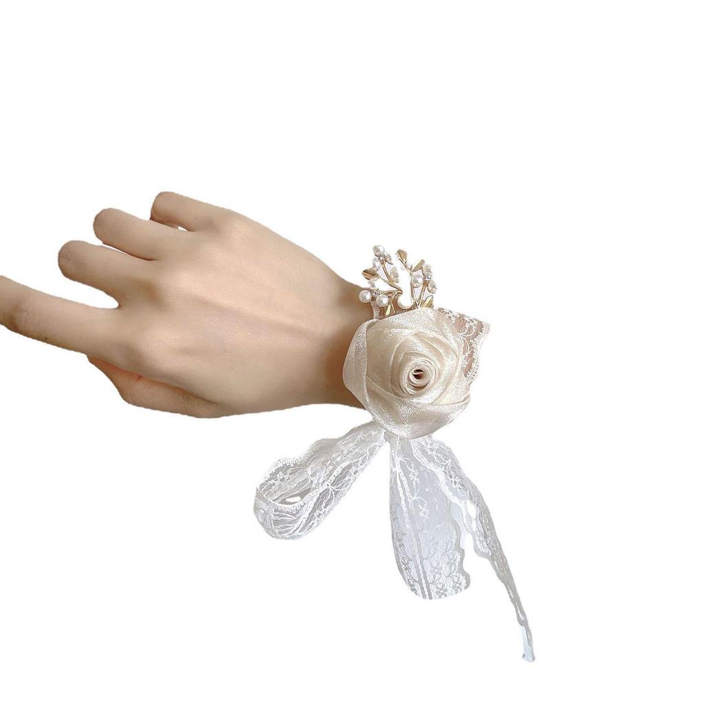 Elegant White Bridesmaid Corsage Bracelet - High-End Wedding Hand Flower