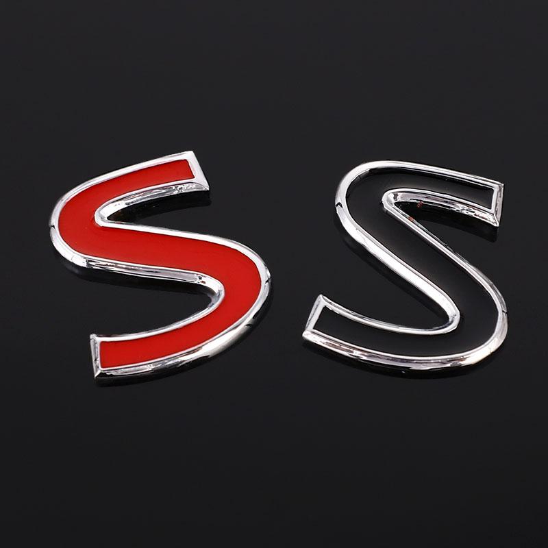 Red S Emblem Badge Car Sticker 3D Metal Styling Refitting Rear Trunk Fender Decal for Infiniti Q50 Q50L Q30 Q70 Refitting IPL W2