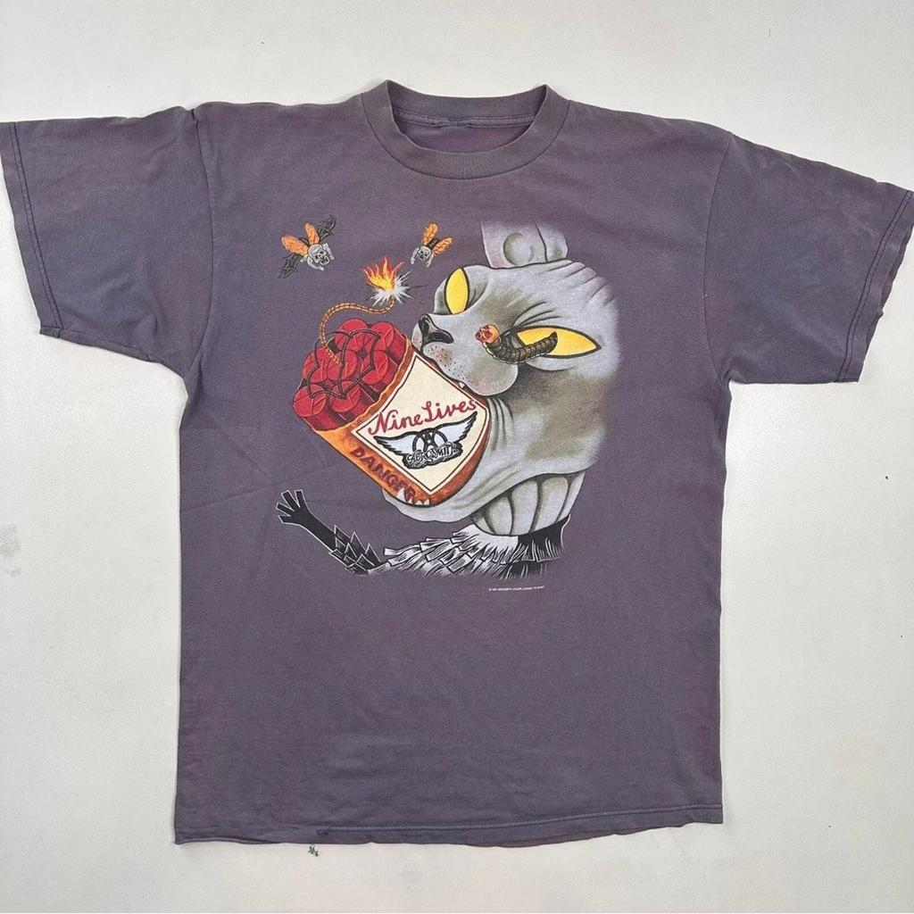 Vintage 1997 Aerosmith Nine Lives Tour Concert Band Tee Shirt XL Rat Devil Face