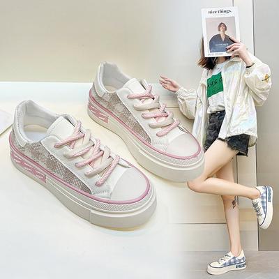 Белые туфли для женщин. Осенние новые однослойные туфли на платформе и платформе в клетку. Повседневная спортивная однослойная обувь с круглым носком и шнуровкой.