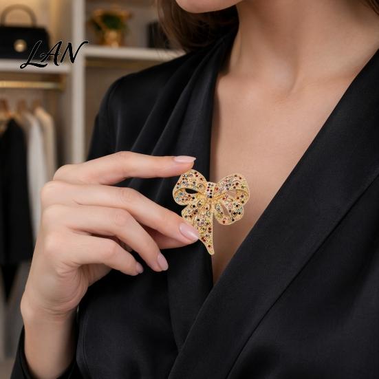 Women Brooch Pin Vintage Rhinestone Bow Pin, Bowknot Shape Alloy Lapel Secure Clasp Sweater Cardigan Coat Clothing Accessories, Fashion Jewelry