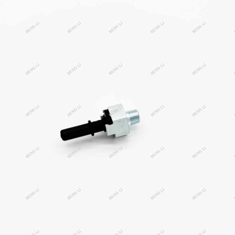 31325609 is suitable for Volvo S60 S80 V40 V60 V70 XC60 XC70 automotive parts check valve/water pipe connection valve