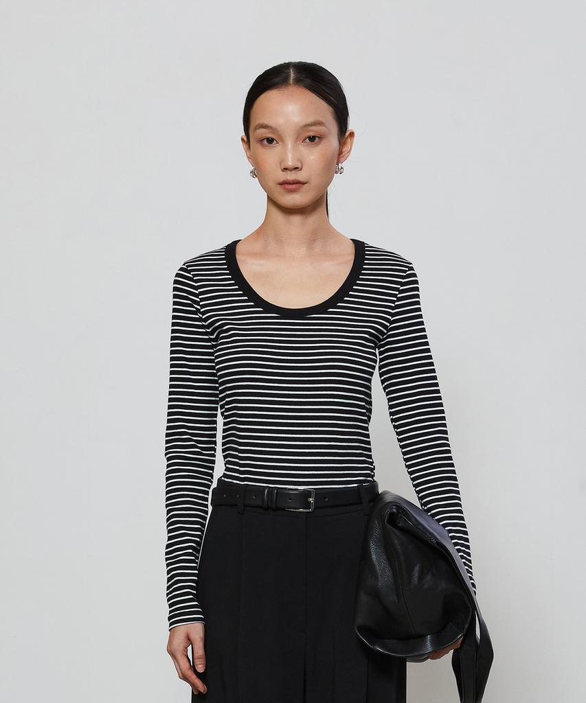 NOTIA Pointed U Neck Line T-Shirt - Black Stripe