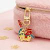 Подвеска-брелок с металлическим пружинным карабином, красочная эмаль, год Лошади 2026, брелок для ключей, благословение, богатство, мир, новогодний подарок