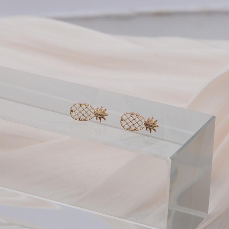 Минималистичные полые серьги-гвоздики с ананасами для девочек, креативные маленькие серьги-гвоздики с фруктами из золотого сплава, европейские и американские ювелирные изделия