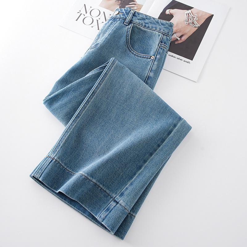 Spring 2025 Women's Light-Colored High-Waisted Cropped Wide-Leg Jeans