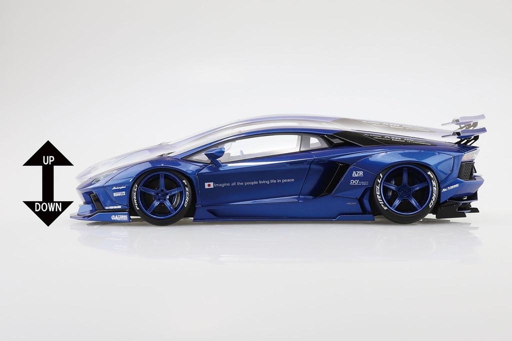 Aoshima Bunka Kyozai Liberty Walk 18 LB Works Lamborghini Aventador 2 Plastic Plastic Model Kit (AOSHIMA) 1/24 No. Ver. Pre-Colored