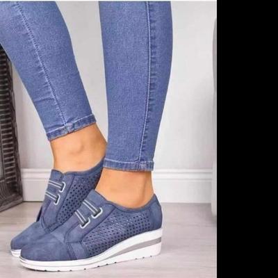 Модные женские туфли на скошенном каблуке, новые осенние туфли с круглым носком, глубоким вырезом, замшевой вставкой, толстой подошвой, удобные низкие туфли